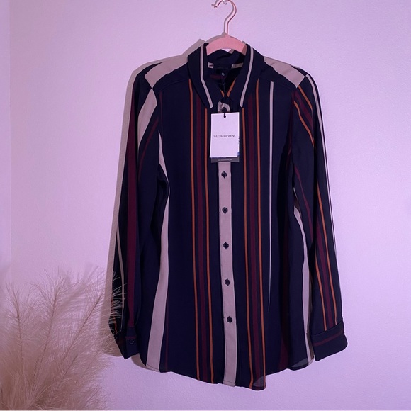 ✨Who What Wear✨ Stripe Button Down Shirt Size M NWT - Picture 3 of 11